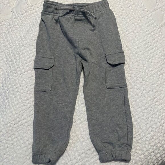 Boys Gray Joggers EUC Size 2 - Picture 1 of 2